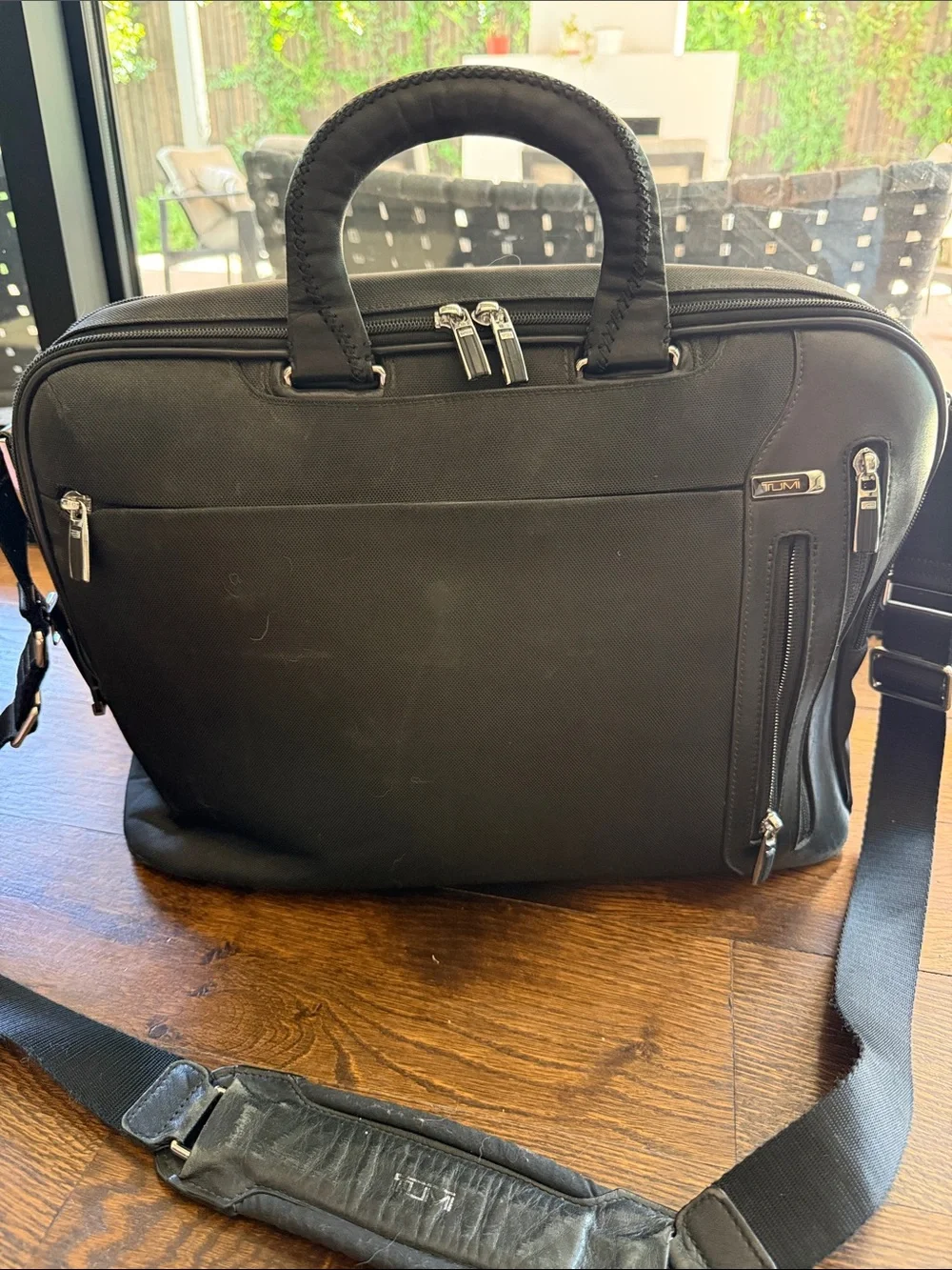 Tumi Black Men's Laptop Briefcase with Shoulder Strap